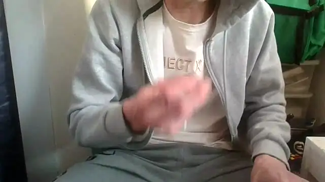 Snapshot of juju78jujuu chatting on October 12, 2025, 7:10 am juju78jujuu online show from October 12, 2025, 7:10 am
