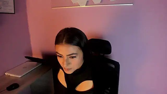 Snapshot of Zairaa_Fox chatting on November 28, 2025, 7:14 pm Zairaa Fox online show from November 28, 2025, 7:14 pm