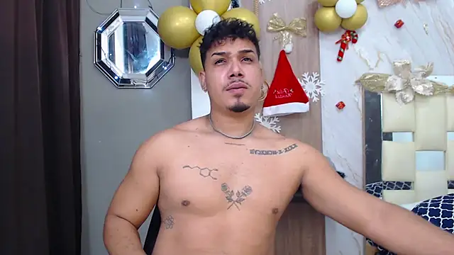 Snapshot of taylor_collins_ chatting on November 15, 2025, 11:09 pm taylor collins online show from November 15, 2025, 11:09 pm