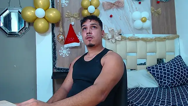 Snapshot of taylor_collins_ chatting on November 14, 2025, 11:08 pm taylor collins online show from November 14, 2025, 11:08 pm