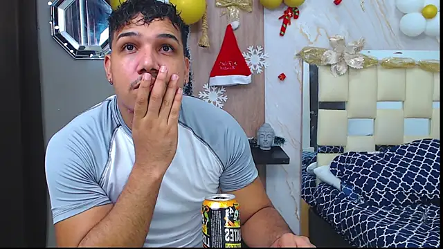 Snapshot of taylor_collins_ chatting on November 18, 2025, 10:13 pm taylor collins online show from November 18, 2025, 10:13 pm