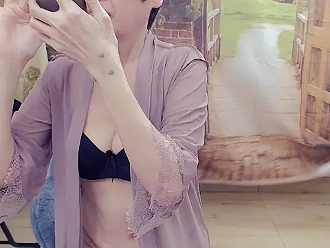 Snapshot of Funnygirl_9x chatting on October 26, 2025, 7:20 am Funnygirl 9x online show from October 26, 2025, 7:20 am