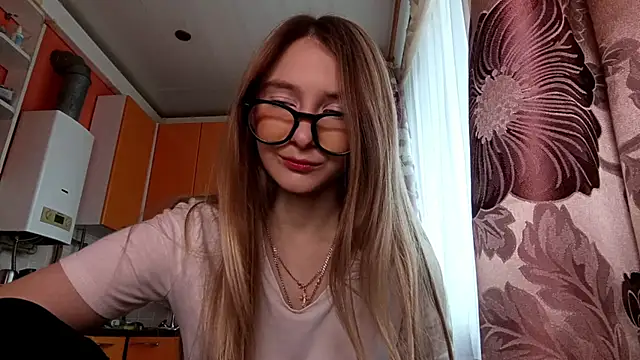 Nymera flare online show from October 30, 2025, 7:17 am