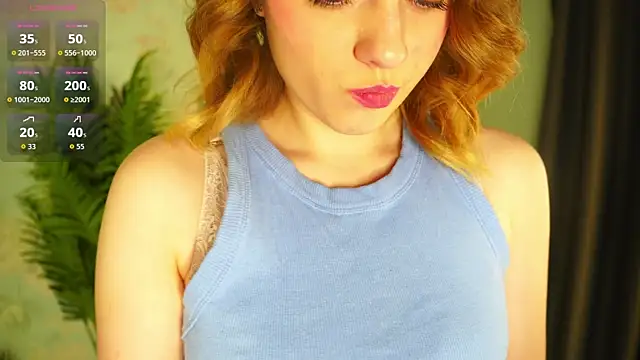 HollieCollelo online show from March 26, 2026, 3:05 am