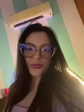 Snapshot of alilith chatting on January 8, 2026, 7:09 pm alilith online show from January 8, 2026, 7:09 pm