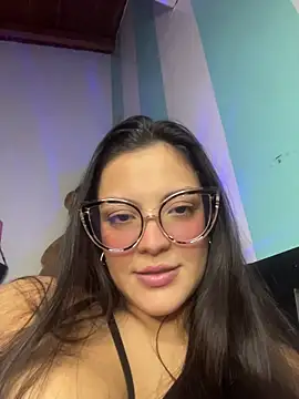 Snapshot of alilith chatting on December 22, 2025, 8:42 pm alilith online show from December 22, 2025, 8:42 pm