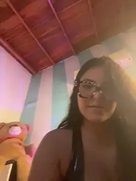 Snapshot of alilith chatting on February 11, 2026, 7:36 pm alilith online show from February 11, 2026, 7:36 pm