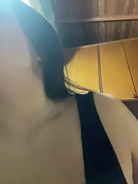 alilith online show from November 14, 2025, 9:07 pm