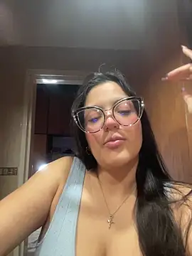 Snapshot of alilith chatting on December 21, 2025, 8:42 pm alilith online show from December 21, 2025, 8:42 pm