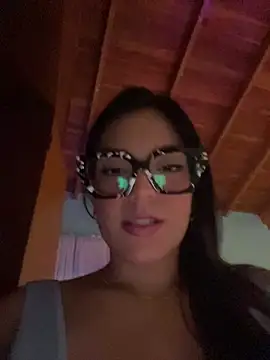 Snapshot of alilith chatting on February 9, 2026, 7:23 pm alilith online show from February 9, 2026, 7:23 pm