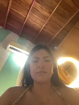 Snapshot of alilith chatting on February 6, 2026, 7:54 pm alilith online show from February 6, 2026, 7:54 pm