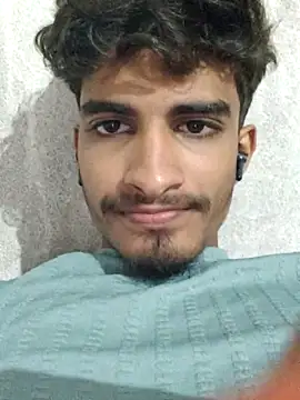 jitendra5834 online show from October 26, 2025, 7:42 am