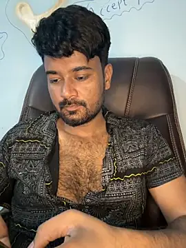 Snapshot of MeekBatgirl chatting on October 4, 2025, 5:25 pm MeekBatgirl online show from October 4, 2025, 5:25 pm