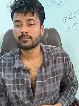 Snapshot of MeekBatgirl chatting on September 27, 2025, 9:37 am MeekBatgirl online show from September 27, 2025, 9:37 am