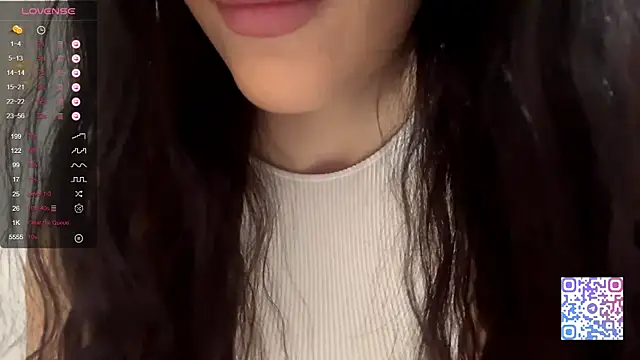 Snapshot of AuraJefcoat chatting on December 5, 2025, 3:10 pm AuraJefcoat online show from December 5, 2025, 3:10 pm