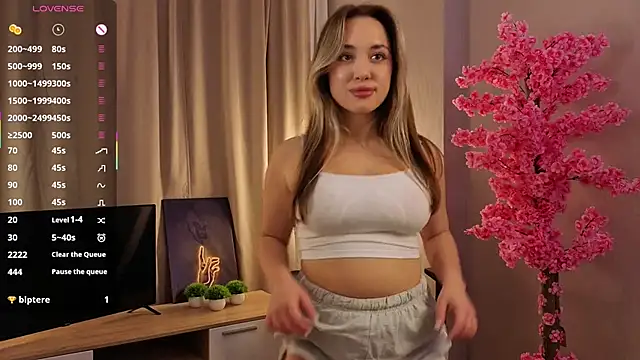 Snapshot of Pony_Claid chatting on September 29, 2025, 9:09 pm Pony Claid online show from September 29, 2025, 9:09 pm