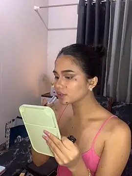 Snapshot of AngelHille chatting on September 26, 2025, 4:47 pm AngelHille online show from September 26, 2025, 4:47 pm