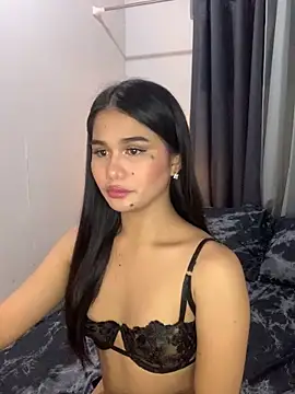 Snapshot of AngelHille chatting on September 25, 2025, 2:12 pm AngelHille online show from September 25, 2025, 2:12 pm