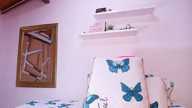 Snapshot of sweegirl69 chatting on September 12, 2025, 11:54 am sweegirl69 online show from September 12, 2025, 11:54 am