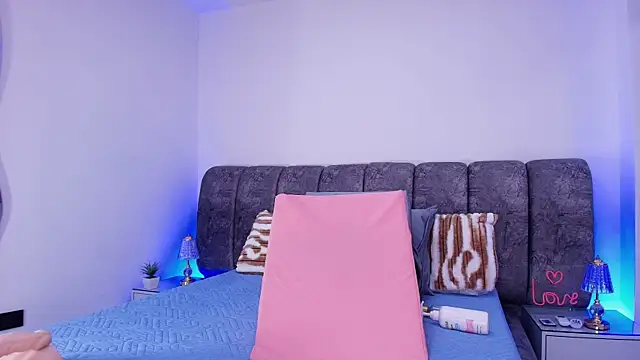 Snapshot of sweegirl69 chatting on November 22, 2025, 12:04 pm sweegirl69 online show from November 22, 2025, 12:04 pm