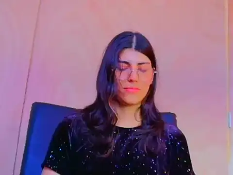 Snapshot of Candy_sexyhot01 chatting on December 16, 2025, 4:33 pm Candy sexyhot01 online show from December 16, 2025, 4:33 pm