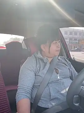 icewoman888 online show from November 4, 2025, 4:49 am