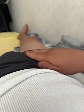 savasx06 online show from September 18, 2025, 2:53 pm