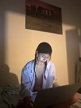 Clavelnegro online show from October 3, 2025, 6:26 am