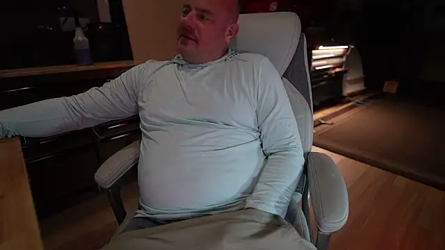 Snapshot of Soundfreak chatting on November 1, 2025, 4:52 am Soundfreak online show from November 1, 2025, 4:52 am