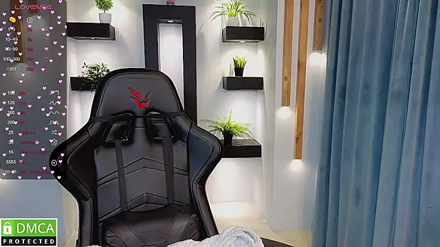 Snapshot of Roxy_foxi chatting on September 29, 2025, 1:12 am Roxy foxi online show from September 29, 2025, 1:12 am