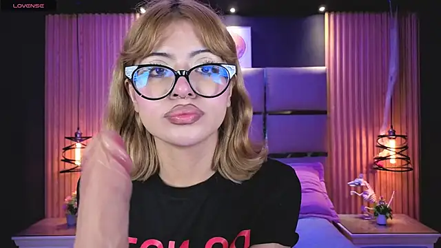 AlanaWalker9 online show from April 15, 2026, 11:38 am