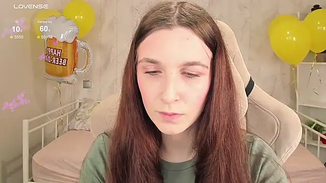 Snapshot of Miss___Eva chatting on September 22, 2025, 12:05 am Miss Eva online show from September 22, 2025, 12:05 am