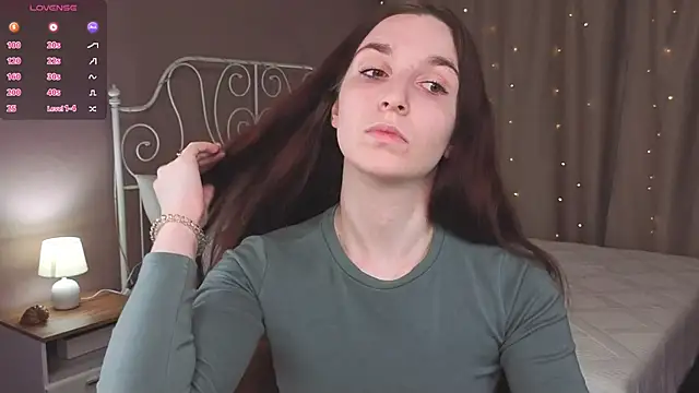 Snapshot of Miss___Eva chatting on October 8, 2025, 12:12 am Miss Eva online show from October 8, 2025, 12:12 am