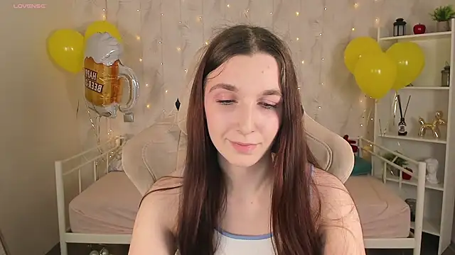 Snapshot of Miss___Eva chatting on September 26, 2025, 12:06 am Miss Eva online show from September 26, 2025, 12:06 am