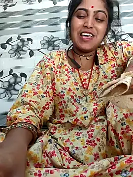 Snapshot of LUCKY_cut chatting on May 22, 2026, 4:21 am LUCKY cut online show from May 22, 2026, 4:21 am