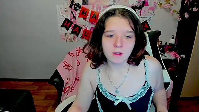 Acid Kate online show from October 22, 2025, 12:21 am