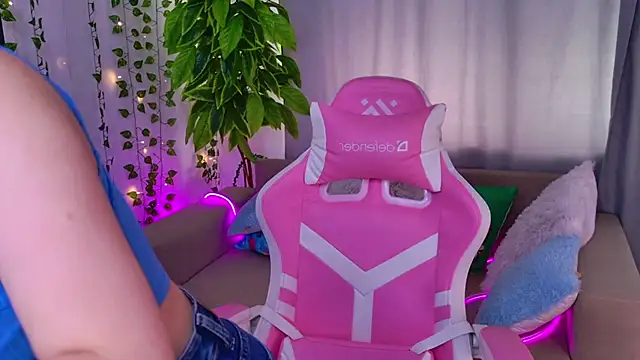 Angel Braun online show from September 19, 2025, 10:08 am