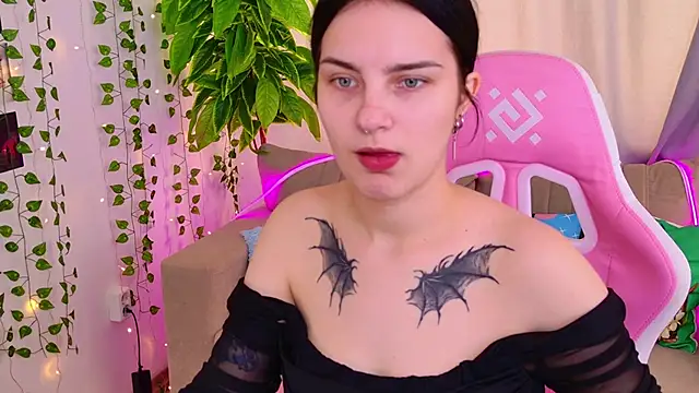 Angel Braun online show from November 8, 2025, 10:19 am