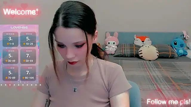 Snapshot of Kitten_Alissa chatting on March 8, 2026, 7:28 pm Kitten Alissa online show from March 8, 2026, 7:28 pm