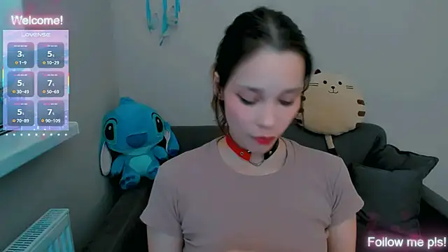 Kitten Alissa online show from May 24, 2026, 8:31 pm