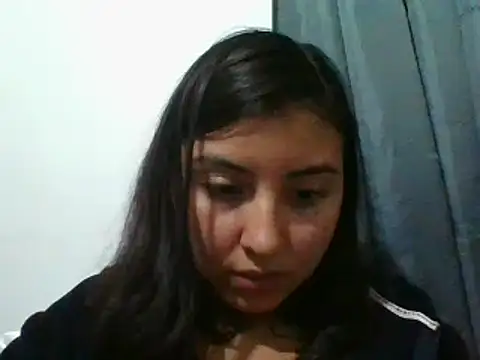 Snapshot of _Romilly_ chatting on November 1, 2025, 3:46 am Romilly online show from November 1, 2025, 3:46 am