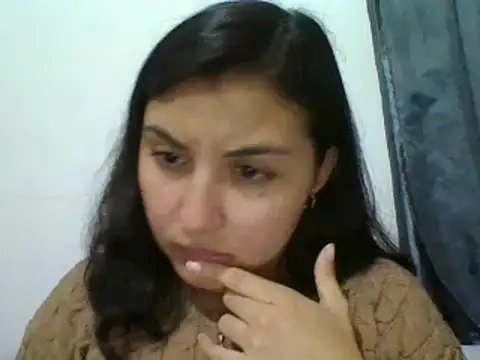 Snapshot of _Romilly_ chatting on October 24, 2025, 1:59 am Romilly online show from October 24, 2025, 1:59 am