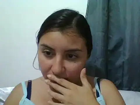 Snapshot of _Romilly_ chatting on October 22, 2025, 2:44 am Romilly online show from October 22, 2025, 2:44 am