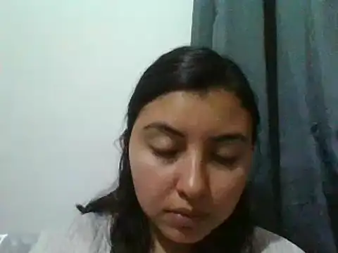 Snapshot of _Romilly_ chatting on November 12, 2025, 2:26 am Romilly online show from November 12, 2025, 2:26 am