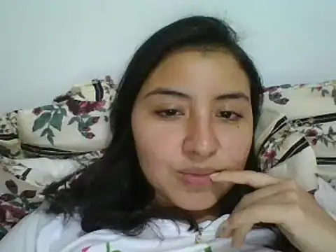 Snapshot of _Romilly_ chatting on October 12, 2025, 3:08 am Romilly online show from October 12, 2025, 3:08 am
