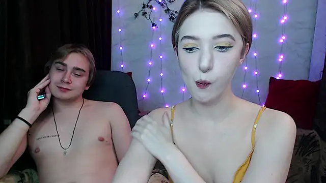 Snapshot of Lust4Money chatting on November 18, 2025, 10:02 pm Lust4Money online show from November 18, 2025, 10:02 pm