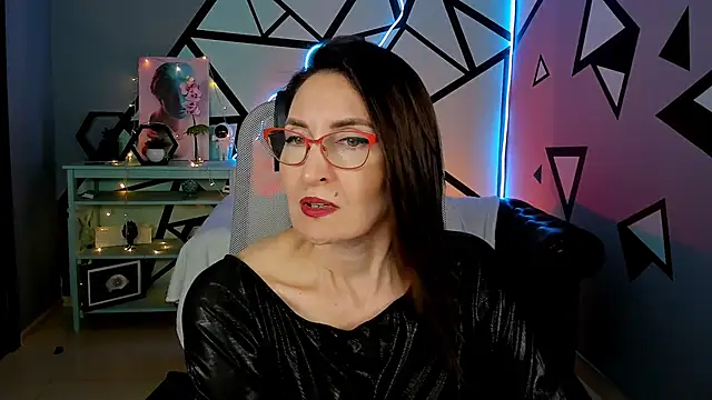 UnaTerra online show from June 2, 2026, 6:24 am