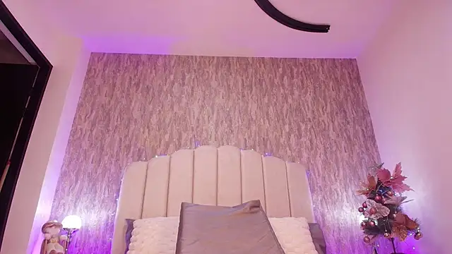 Snapshot of sofi_hils chatting on November 28, 2025, 11:54 am sofi hils online show from November 28, 2025, 11:54 am