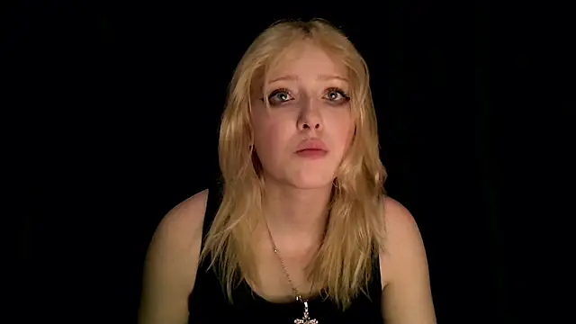 Snapshot of rosy_petal chatting on October 16, 2025, 5:54 pm rosy petal online show from October 16, 2025, 5:54 pm