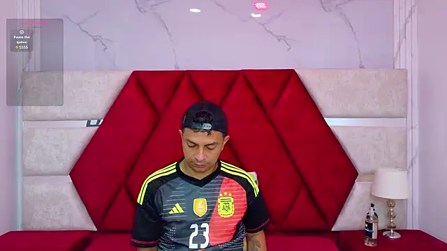 Snapshot of Kity_spiderr chatting on November 17, 2025, 12:09 pm Kity spiderr online show from November 17, 2025, 12:09 pm